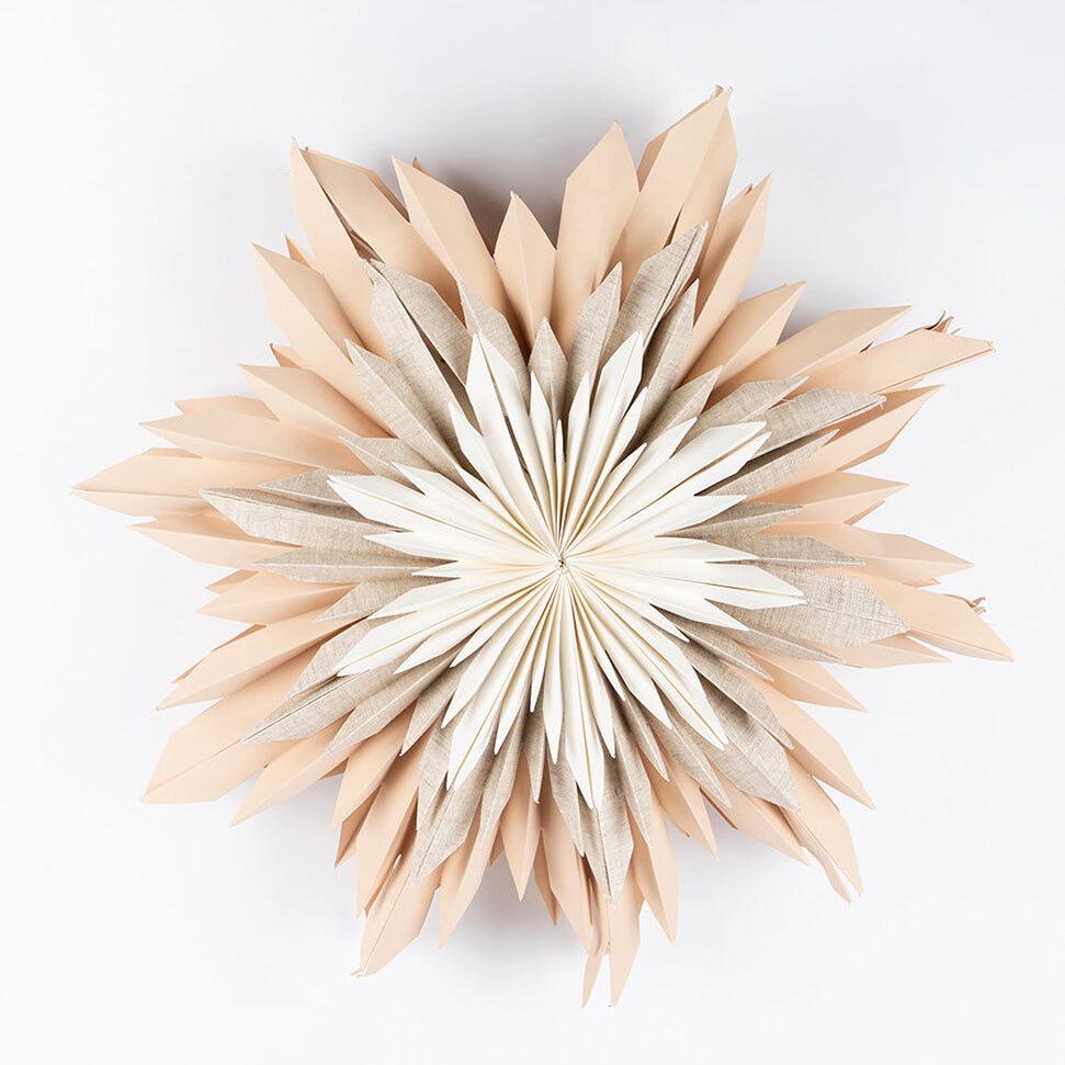Fable hanging Paper Flower