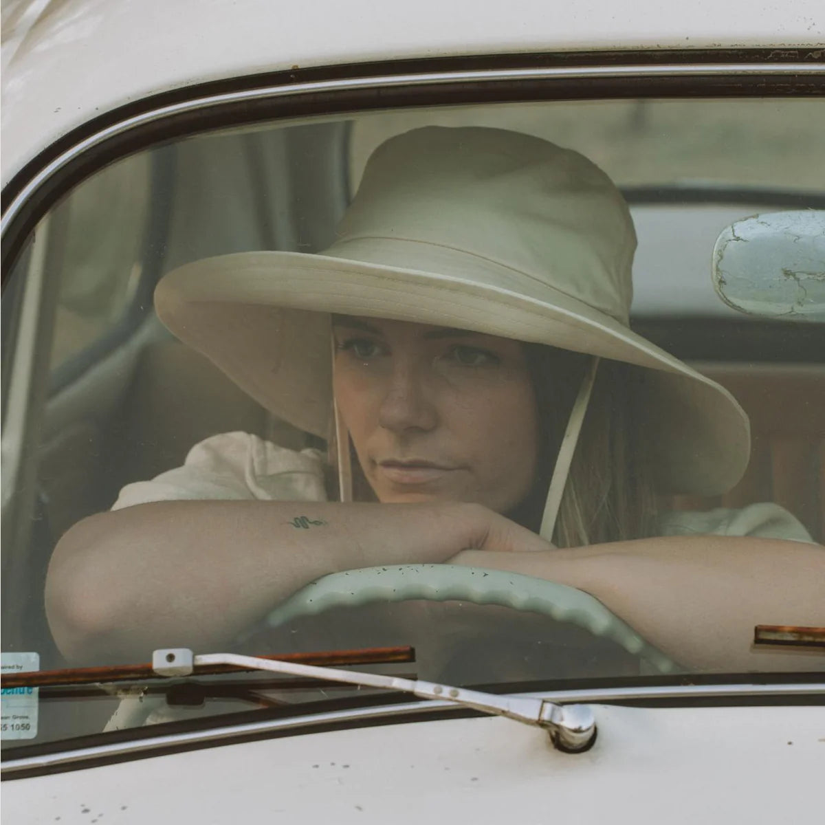 Bodhi Sunhat - Bone