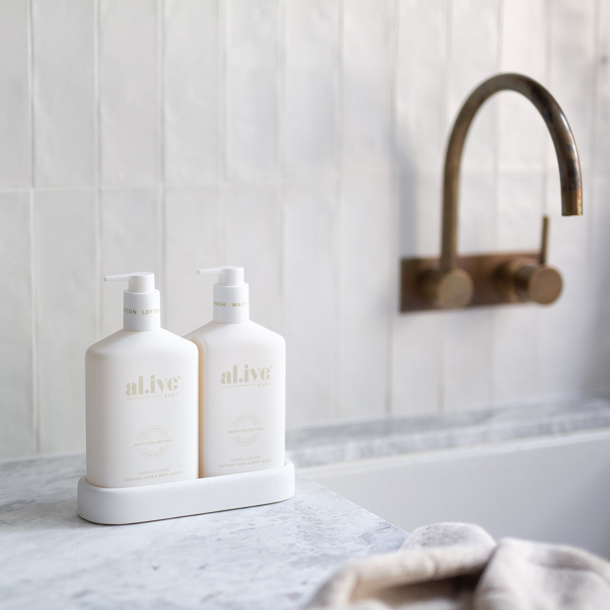 Hand Wash & Body Lotion Duo + Tray - mango & lychee
