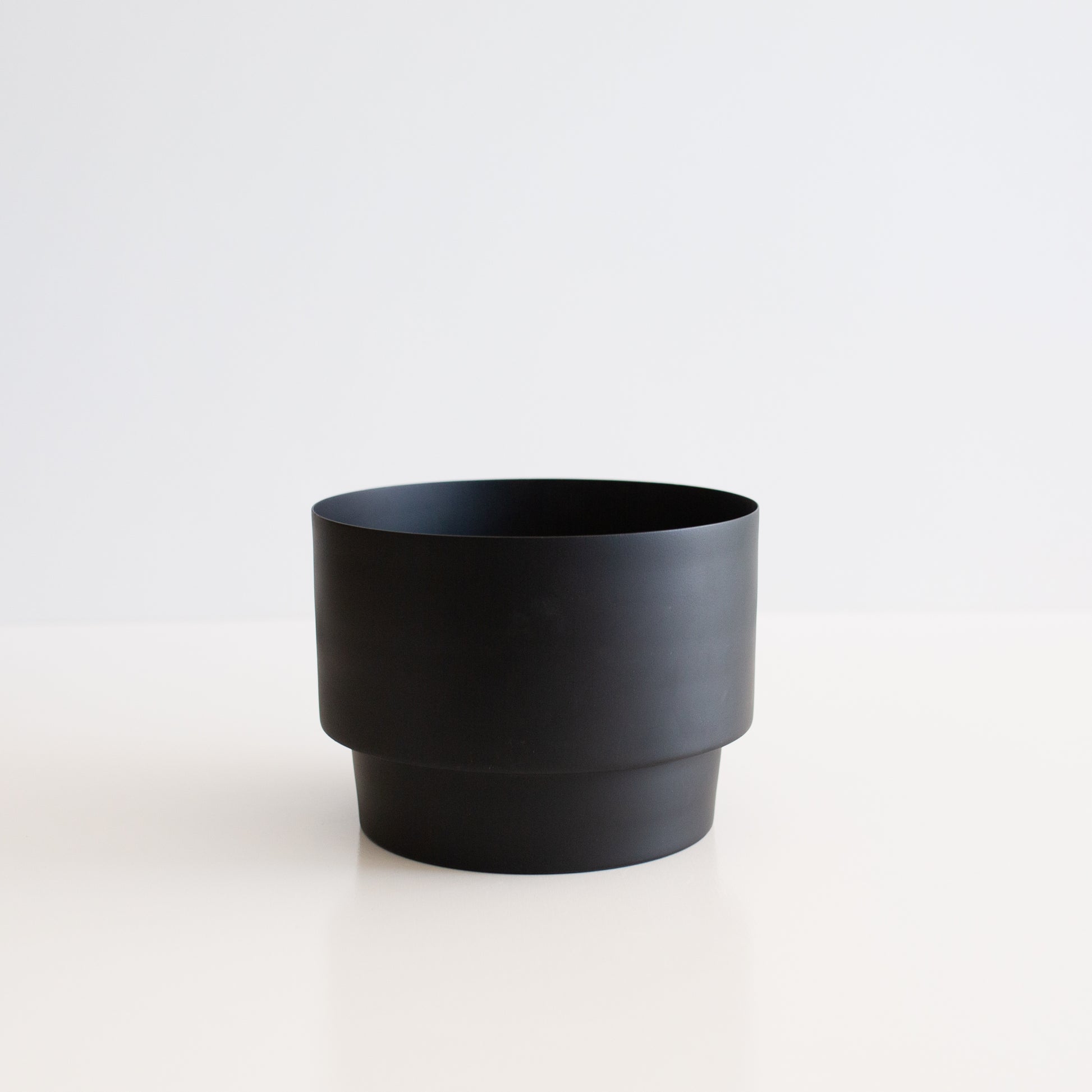 Century Pot | Black